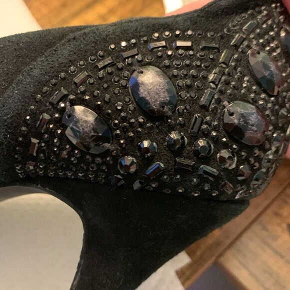 Gianni Bini Brenda Black Suede Rhinestone Platform Pumps  Size 7 - Picture 8 of 8